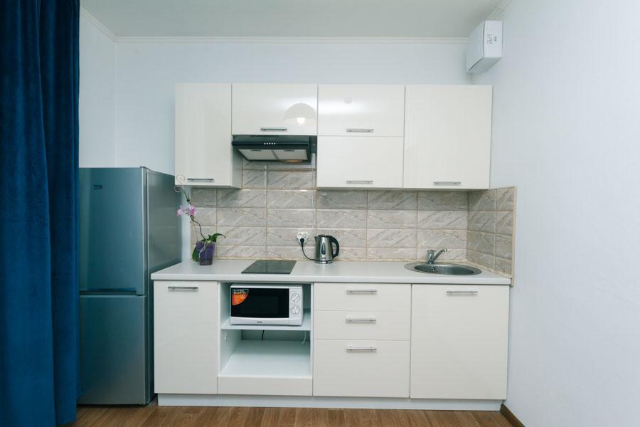Cozy Apartment On Gmyri 12B Near Metro Poznyaki Kiew Exterior foto